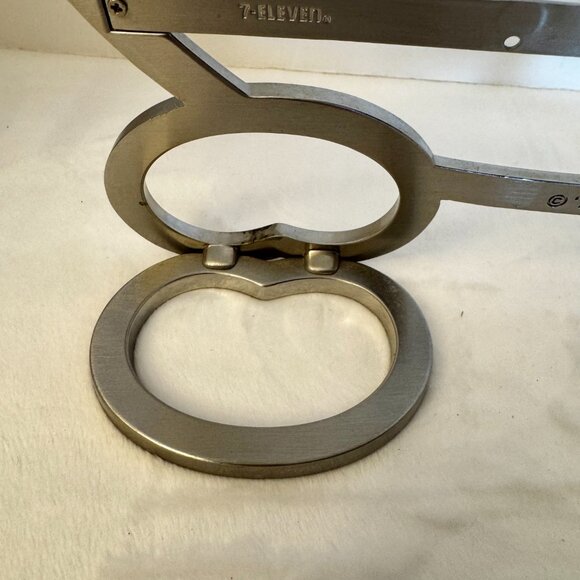 Sanrio Hello Kitty Metal Trinket Accessories Jewelry Face Rack Limited Edition - Picture 13 of 16